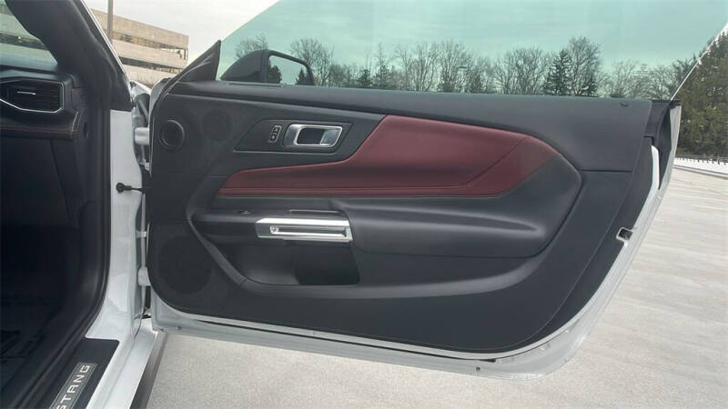 2025 Ford Mustang GT Premium