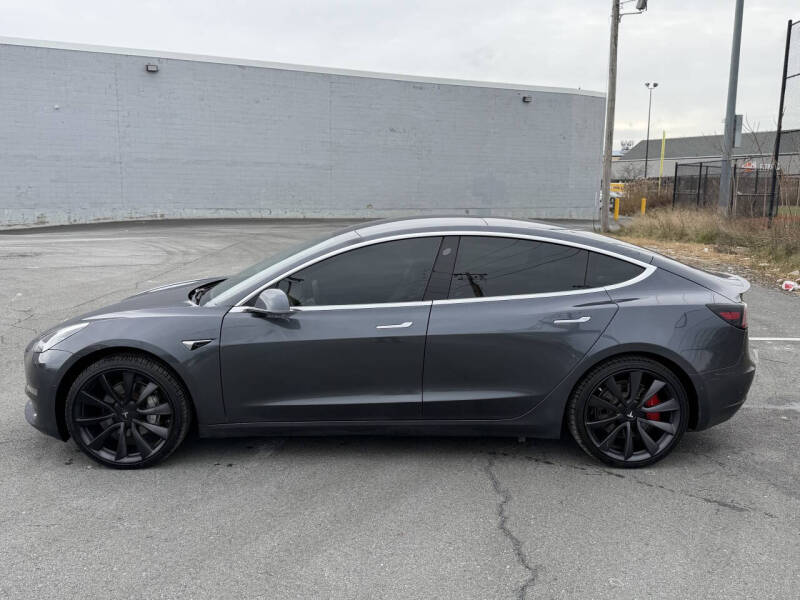 2019 Tesla Model 3 Performance