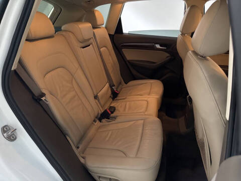 2016 Audi Q5 2.0T quattro Premium