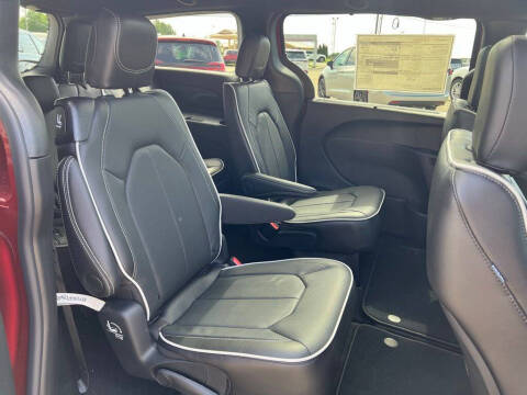 2027 Chrysler Pacifica Limited