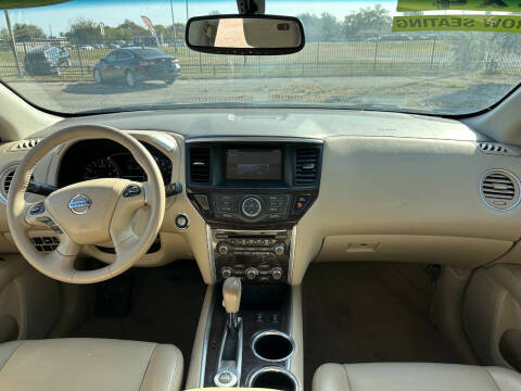 2014 Nissan Pathfinder SL