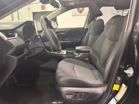 2019 Toyota RAV4 Hybrid XLE