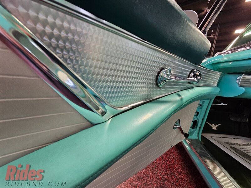 1955 Ford Thunderbird