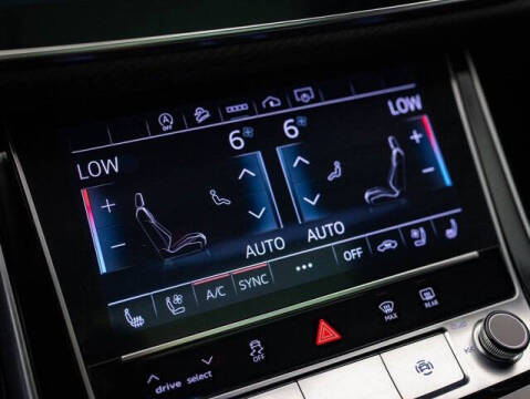 2024 Audi SQ8 4.0T quattro Premium Plus