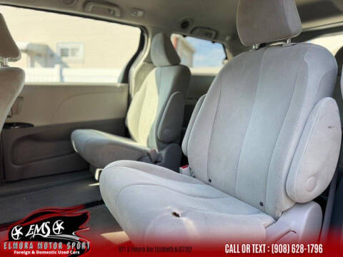 2012 Toyota Sienna Base 7-Passenger
