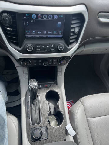 2019 GMC Acadia SLT-1