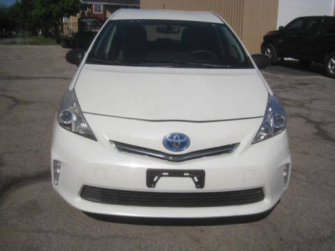2012 Toyota Prius v Five