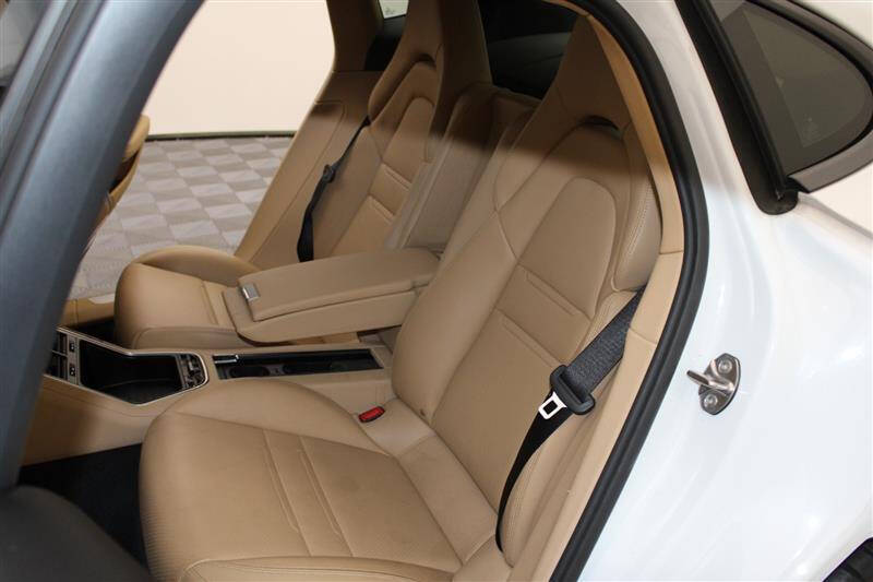 2017 Porsche Panamera