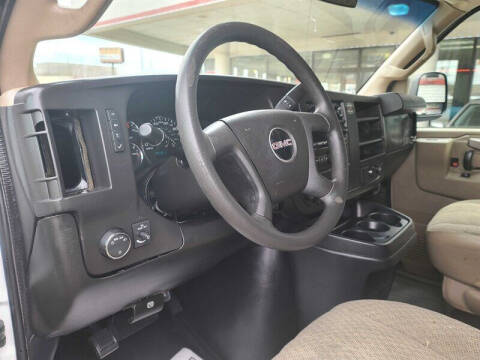 2017 GMC Savana 2500