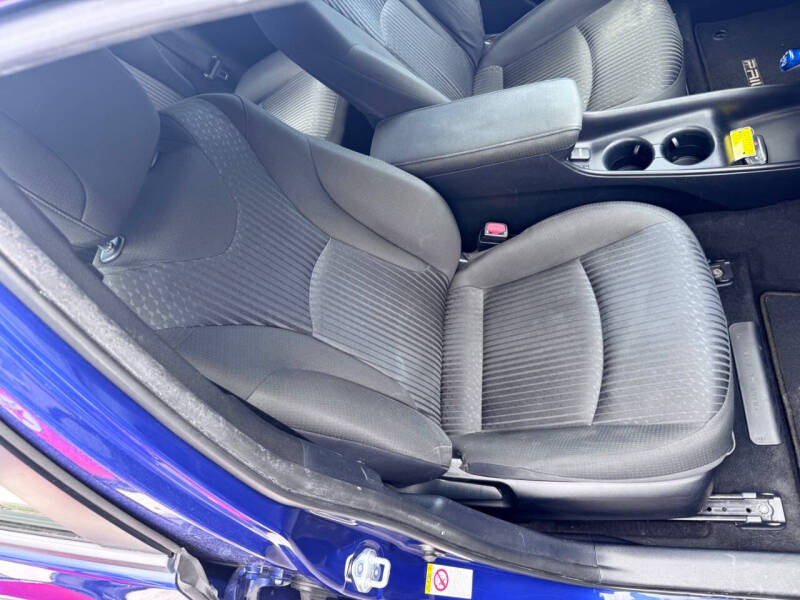2016 Toyota Prius Two