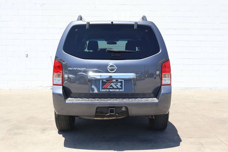 2011 Nissan Pathfinder S