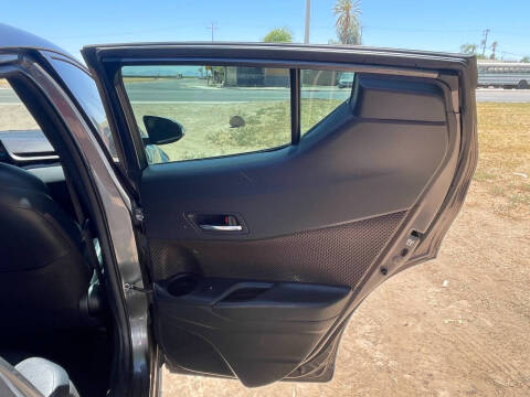 2019 Toyota C-HR XLE