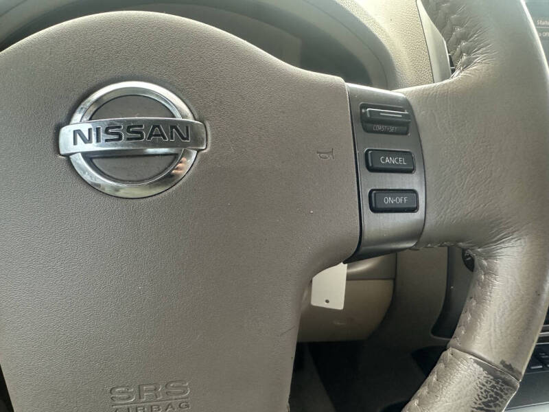 2011 Nissan Armada Platinum