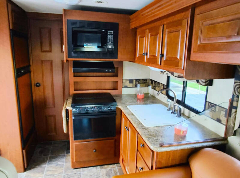 2011 Ford Motorhome Chassis