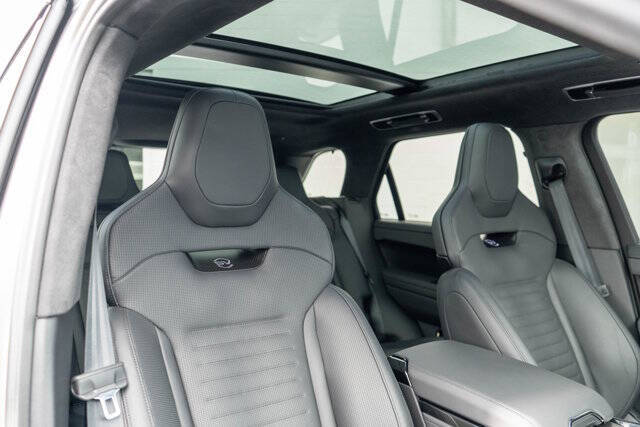 2024 Land Rover Range Rover Sport 30