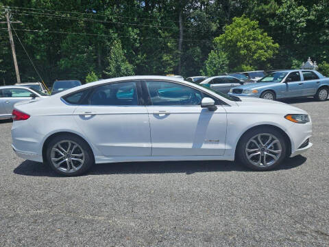 2017 Ford Fusion Hybrid SE