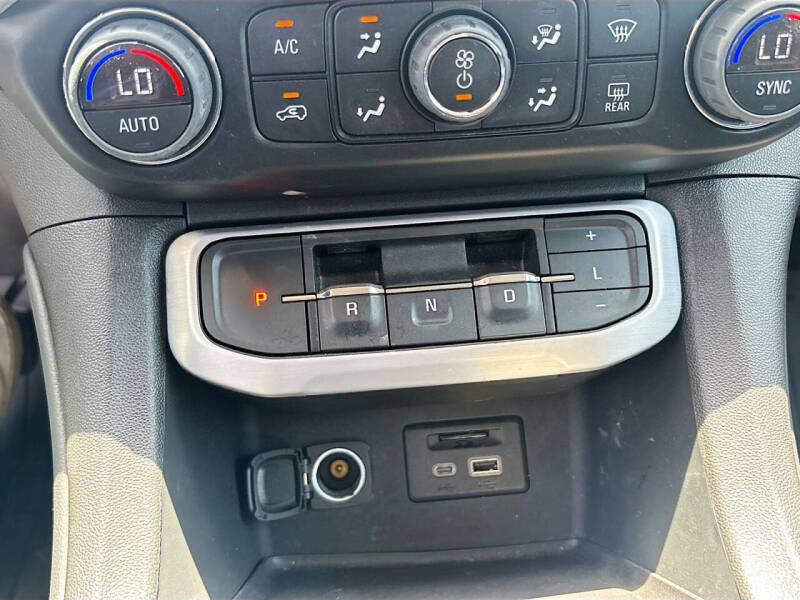 2023 GMC Acadia SLE