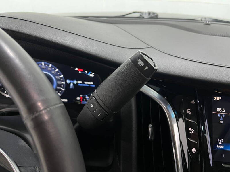 2016 Cadillac Escalade Luxury Collection