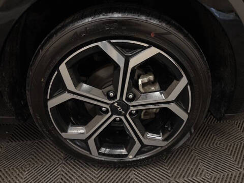 2024 Kia Niro EX Touring