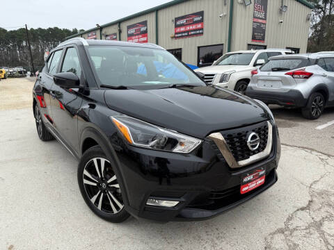 2019 Nissan Kicks SR