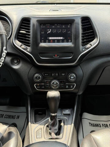 2019 Jeep Cherokee Latitude Plus