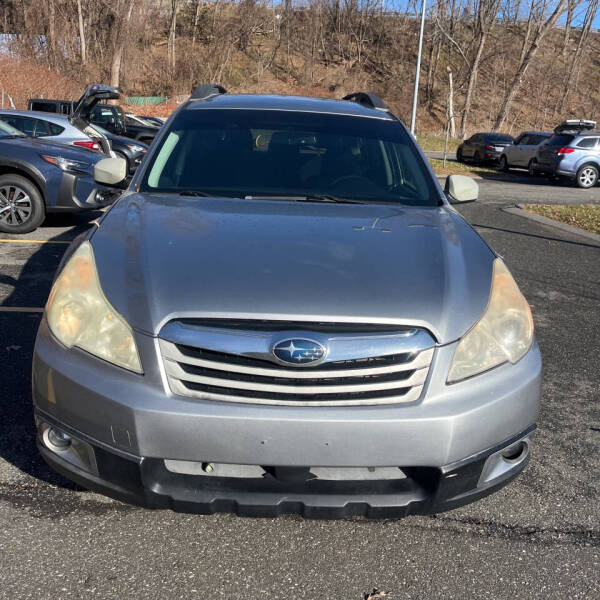 2010 Subaru Outback 2.5i Premium