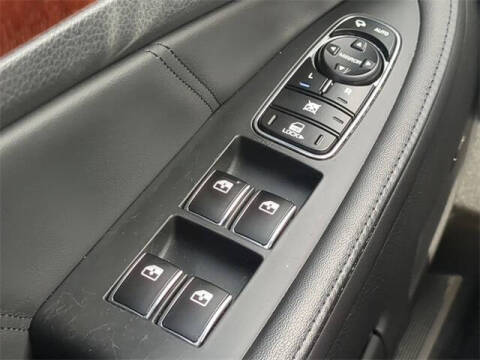 2016 Hyundai Equus Signature