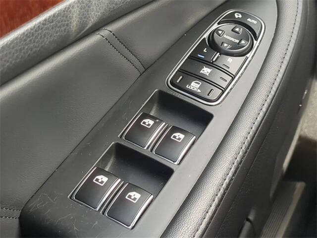 2016 Hyundai Equus Signature