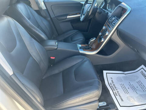 2017 Volvo XC60 T6 Inscription