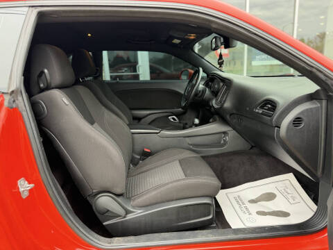 2017 Dodge Challenger SXT