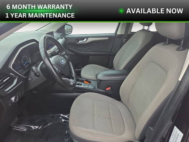 2021 Ford Escape Hybrid SE