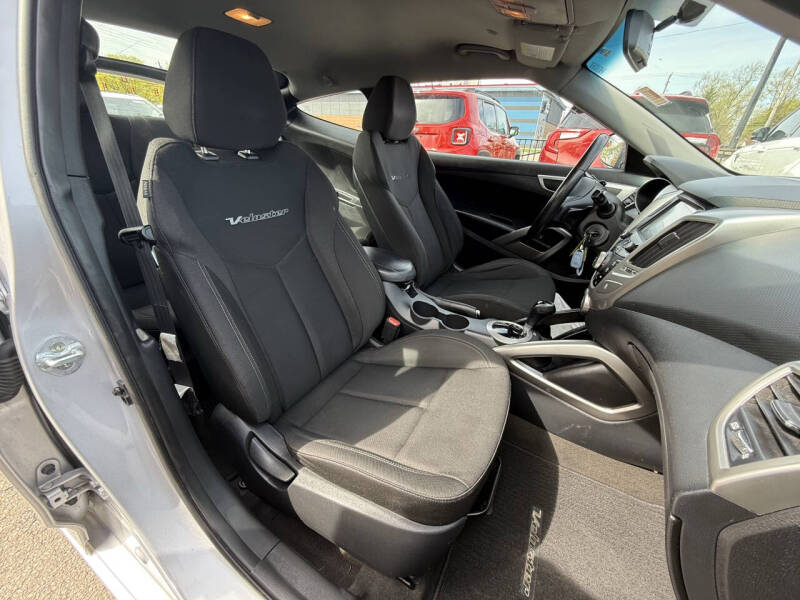 2017 Hyundai Veloster