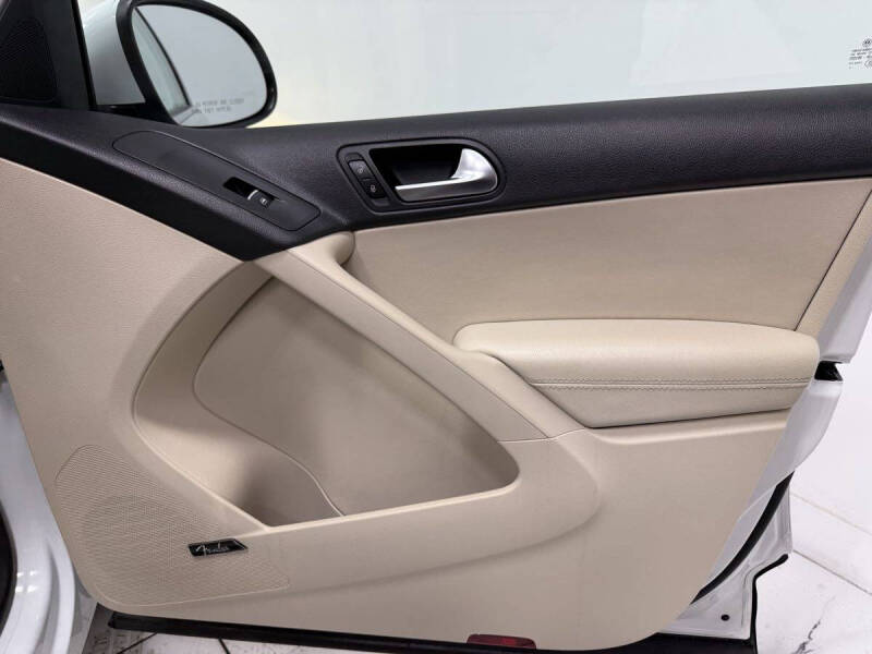 2015 Volkswagen Tiguan S