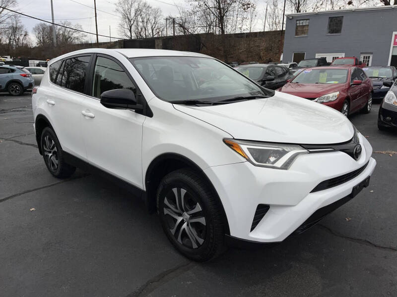 2018 Toyota RAV4 LE