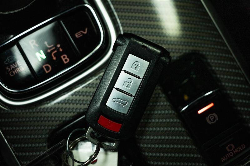 2022 Mitsubishi Outlander PHEV