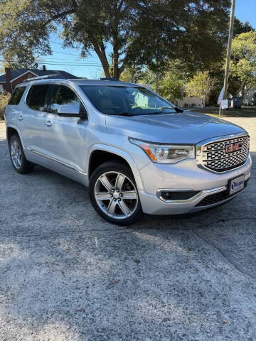 2017 GMC Acadia Denali