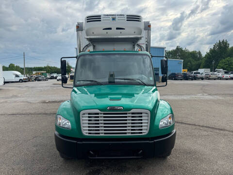 2009 Freightliner M2 106