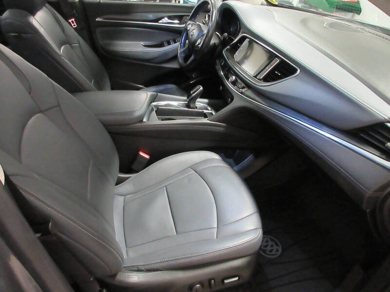 2019 Buick Enclave Essence
