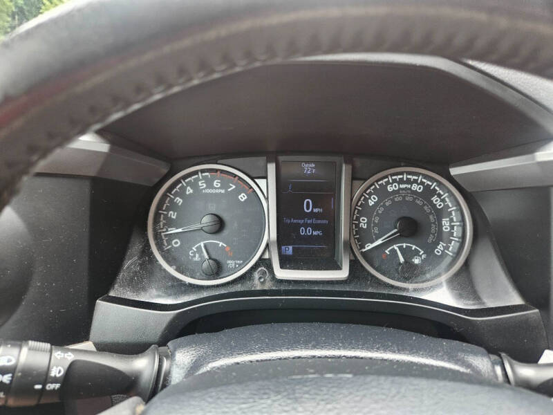 2017 Toyota Tacoma SR5