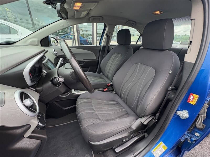 2017 Chevrolet Sonic LT Auto