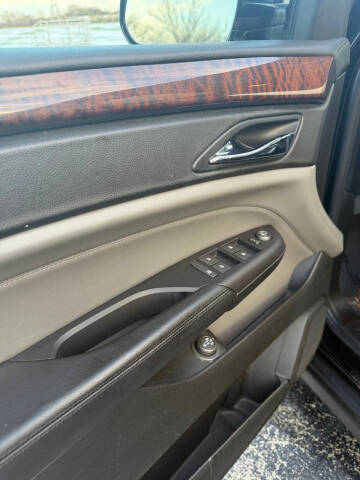 2011 Cadillac SRX Performance Collection