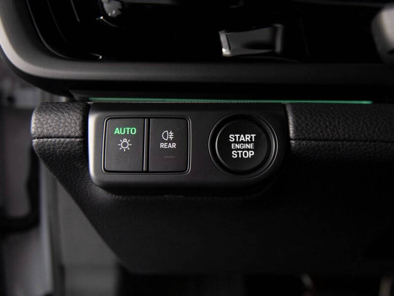 2025 Porsche Panamera 4