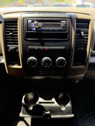 2012 RAM 1500 ST