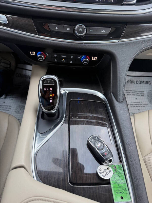2021 Buick Enclave Essence