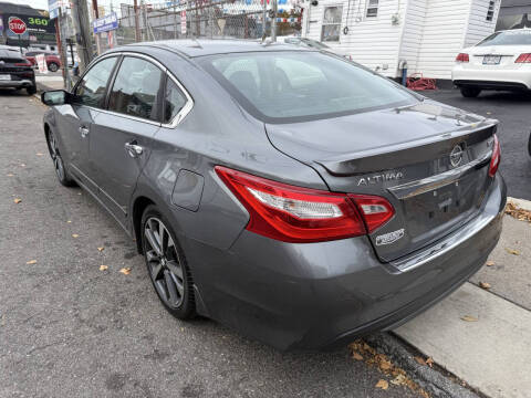 2016 Nissan Altima 3.5 SR
