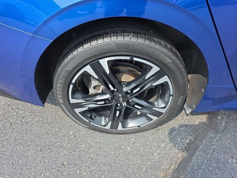 2022 Kia K5