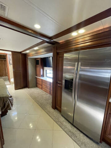 2013 Freightliner XCM Chassis
