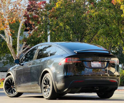 2017 Tesla Model X 75D