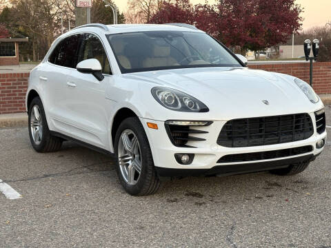 2015 Porsche Macan S