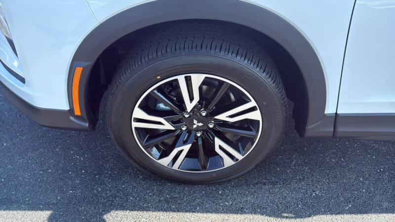 2025 Mitsubishi Eclipse Cross SE